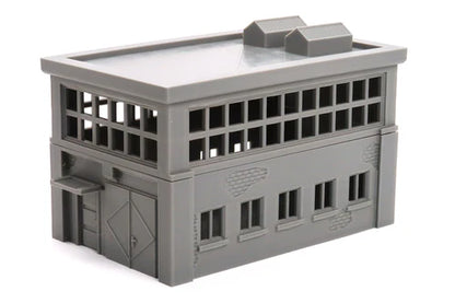 Industrial Building niezłożony, widok z przodu z drzwiami wejściowymi, teren 28mm Patrick Miniatures
