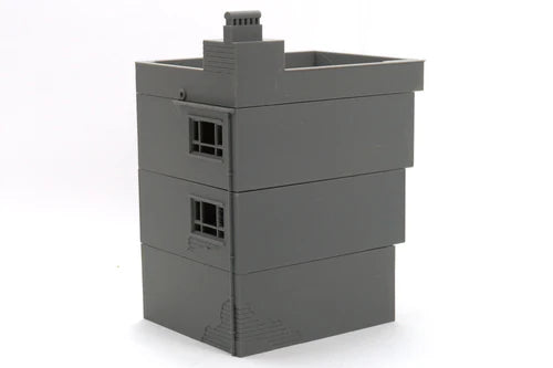 Middle East Urban Buildings MET_01 – widok z boku, 3 kondygnacje z wieżyczką i kominem, teren 28mm Patrick Miniatures
