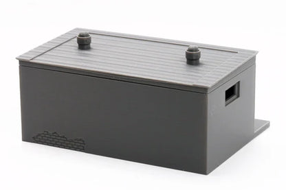 Public Toilets – widok z boku z okienkiem i rurami wentylacyjnymi na dachu, teren 28mm Patrick Miniatures
