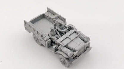 Rubicon Models 280101 – Dodge WC52 z wyciągarką, szary model, widok z tyłu, skala 1:56