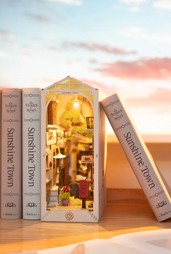 Słoneczne Miasto RDS007e - Book Nook DIY między książkami Sunshine Town zachodzące słońce ciepłe LED - Värvikas

