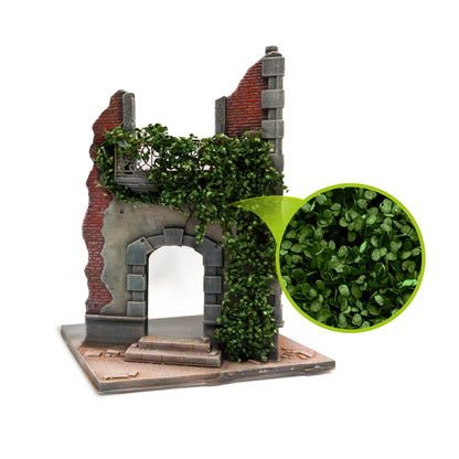 Ivy Foliage Dark Green Birch Large GSW - ruiny obrosłe ciemnozielonym bluszczem brzozowym ze zbliżeniem na teksturę liści w skali 1:35-1:43