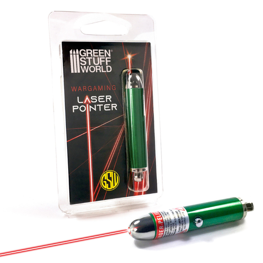 Laser Pointer 1910 Green Stuff World – zielony wskaźnik laserowy wyjęty z opakowania z czerwoną wiązką laserową widok z boku
