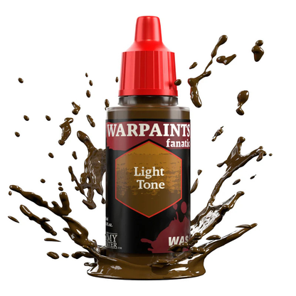 Light Tone 18ml WP3202P Warpaints Fanatic Wash The Army Painter – jasnobrązowy wash akrylowy, butelka z czerwoną zakraplaczem na białym tle
