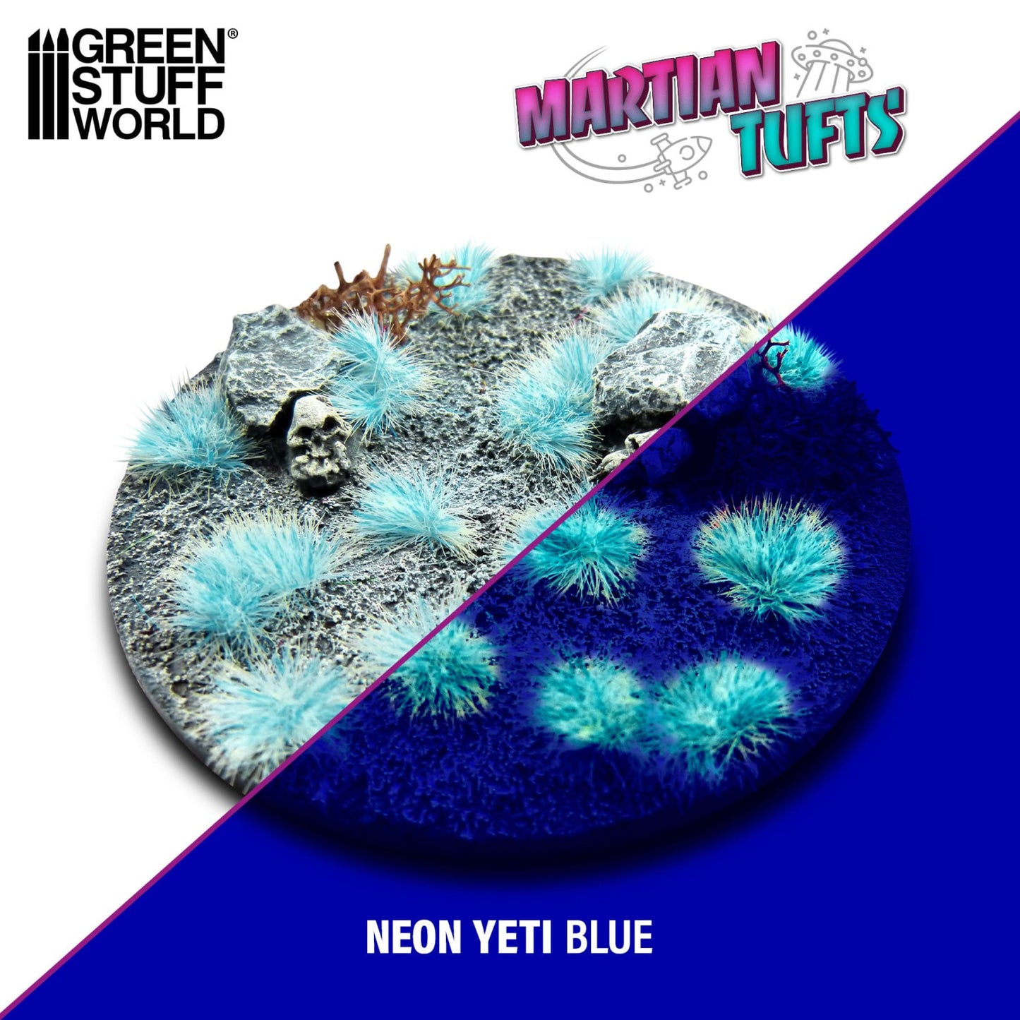 Martian Fluor Tufts 6mm Neon Yeti Blue Green Stuff World - porównanie wyglądu podstawki w świetle dziennym i UV: błękitne kępki świecące neonem na ciemnym tle

