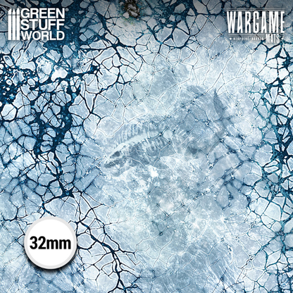 Mata do gry Blizzard Hollows – zbliżenie na zamarznięty strumień z pękającym lodem i śniegiem – Green Stuff World Wargame Mats
