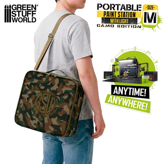 Portable Paint Station Camouflage Green Stuff World – torba Oxford z paskiem na ramię, rozmiar M, napis "Anytime! Anywhere!"
