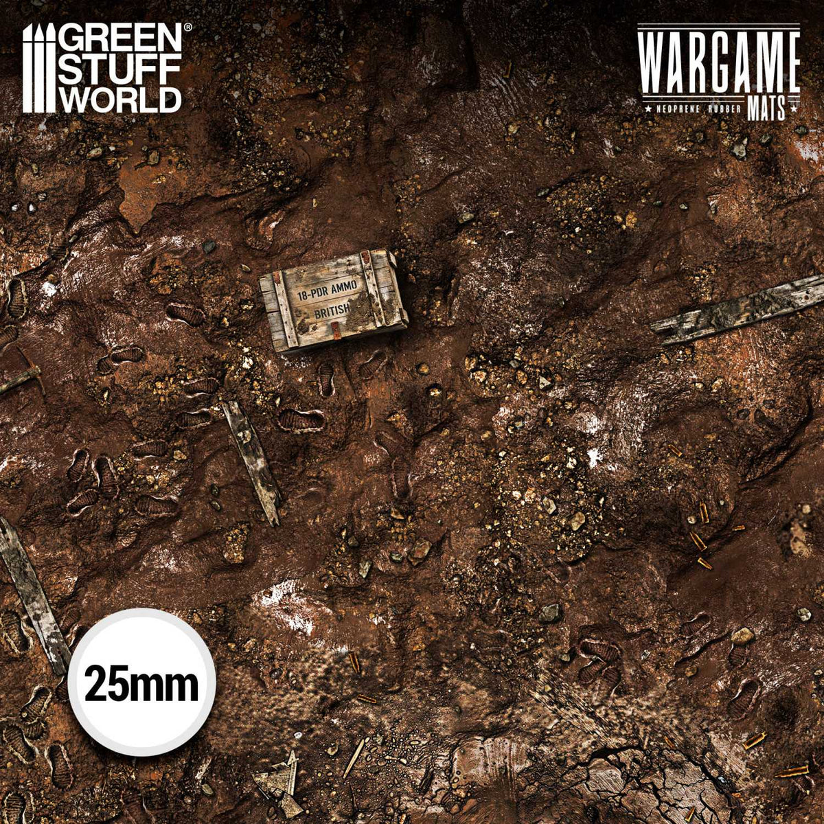 Neoprene Mat Dread Trenches Green Stuff World – zbliżenie na nadruk maty: błotniste okopy ze skrzynką amunicji British 18-PDR, ślady butów i gruz, skala 25mm
