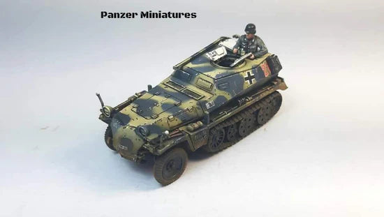 SdKfz 250/1 Alte – model 28mm Panzer Miniatures, zielony kamuflaż z figurką załogi, 280032