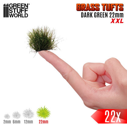 Grass Tufts XXL 22mm Dark Green Green Stuff World - zbliżenie na teksturę włókien ciemnej trawy, widok z góry

