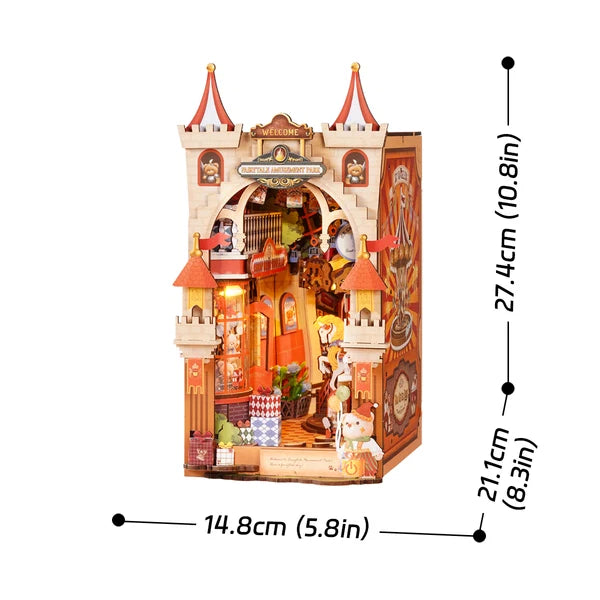 Fairytale Amusement Park Book Nook – wymiary modelu: 14,8 x 21,1 x 27,4 cm