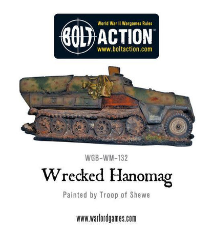 Wrecked Hanomag Sd.Kfz 251 – pomalowany model wraku, widok z boku prawego, WGB-WM-132, Bolt Action, Warlord Games
