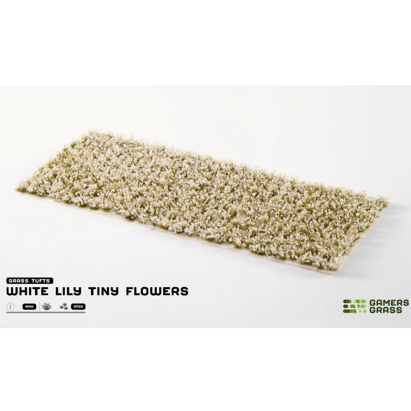 White Lily Tiny Flowers 4mm Gamers Grass - arkusz kępek kwiatowych na białym tle z logo Gamers Grass i opisem produktu: Grass Tufts 4mm 370x
