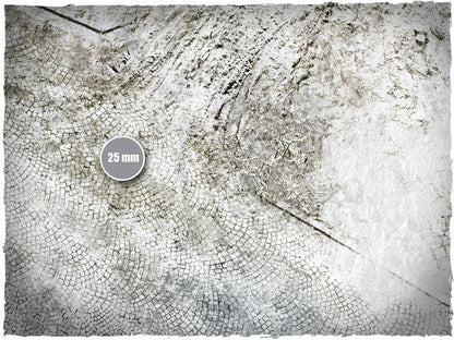 Winter Town – Mata do gry Mousepad Deep-Cut Studio – zbliżenie bruku i śniegu ze skalą 25mm
