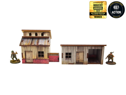 Normandy Small Sheds w. Dovecote – gołębnik i szopa z zamkniętymi drzwiami, widok boczny z żołnierzami WWII dla skali, 28mm Bolt Action
