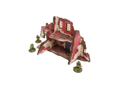 Normandy Ruined Large House 2 – narożna sekcja 2-poziomowa z tapetowanymi ścianami i balkonem, widok izometryczny, 28mm Bolt Action
