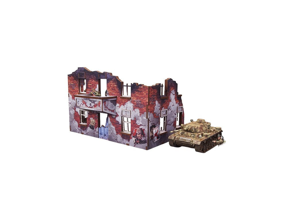 Ostfront Stalingrad Apartment Block Back – widok narożnika z balkonem i czołgiem, kolorowe wnętrza UV, 28mm Bolt Action

