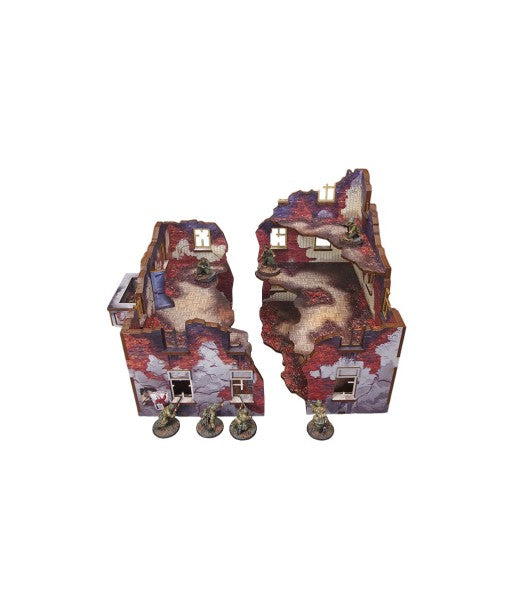 Ostfront Stalingrad Apartment Block Front i Back – oba moduły złożone razem z żołnierzami, widok z boku, 28mm Bolt Action

