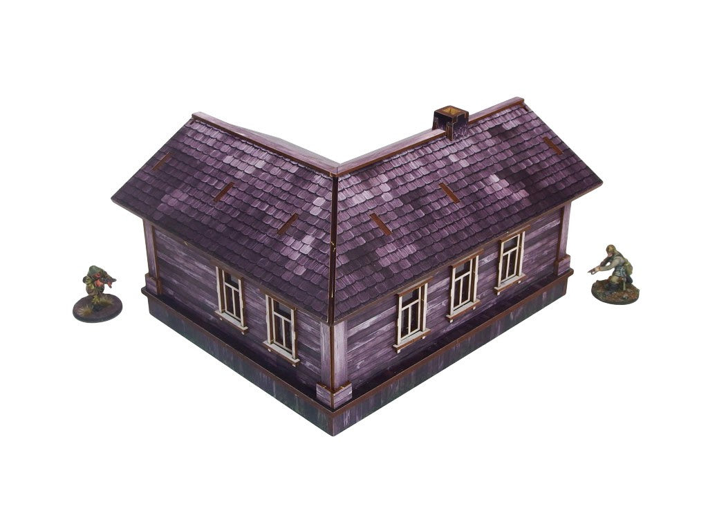Ostfront Village Maria's House – widok izometryczny na narożnik z pięcioma oknami i dachem, żołnierze po bokach, 28mm Bolt Action

