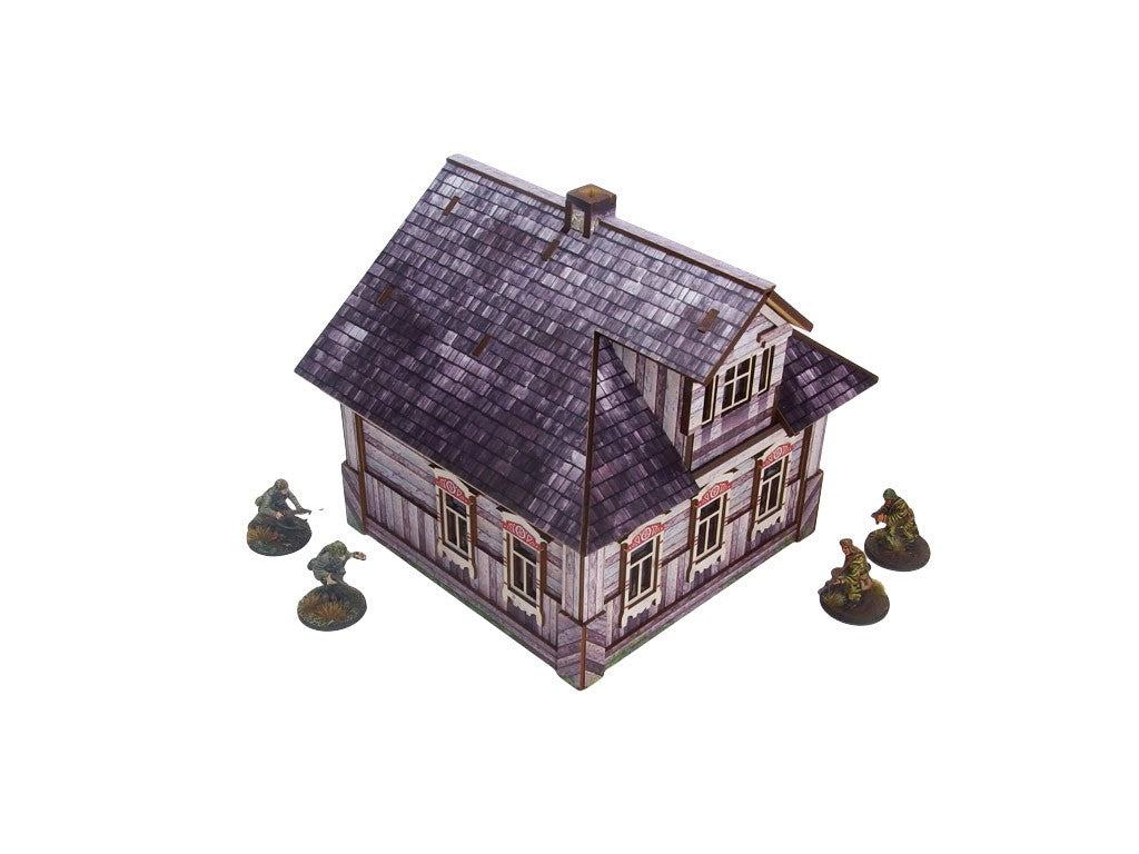 Ostfront Village Whitewashed Dacha – widok izometryczny na narożnik z czterema oknami i lukarnę, żołnierze po bokach, 28mm Bolt Action

