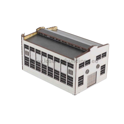 Fabryka ze Świetlikiem LBHP0054 28mm HDF prepaint - widok izometryczny z przodu z dachem Laser Cut Buildings
