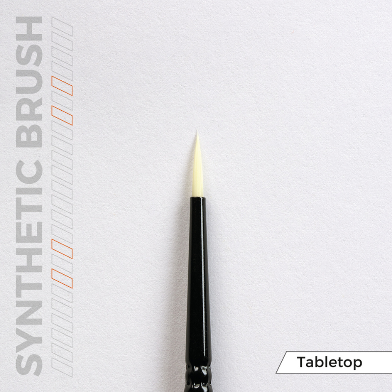 AK Interactive AKB102 Tabletop Synthetic Brushes Set – pędzel syntetyczny okrągły, widok boczny na białym tle