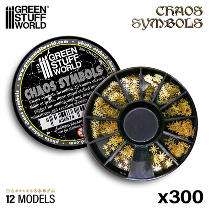 Chaos Symbols and Runes Green Stuff World 2110 – okrągły organizer z 12 przegródkami wypełnionymi złotymi symbolami Chaosu i zamknięte opakowanie z EAN 8436574504699
